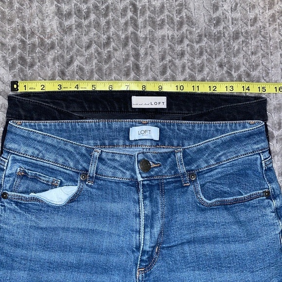 Loft Jeans. Lot of 2. Blue is Curvy Skinny & Black is Leggings. Size 6 - Picture 11 of 13